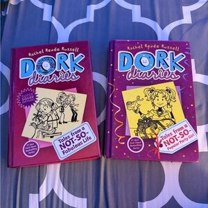 Dork Diaries Book Set - Purple and Red